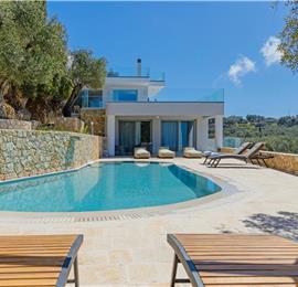 3 bedroom villa with pool & sea views, Makrades, sleeps 6